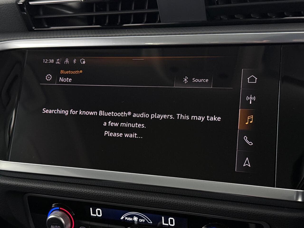 Audi Q3 thumbnail Infotainment System