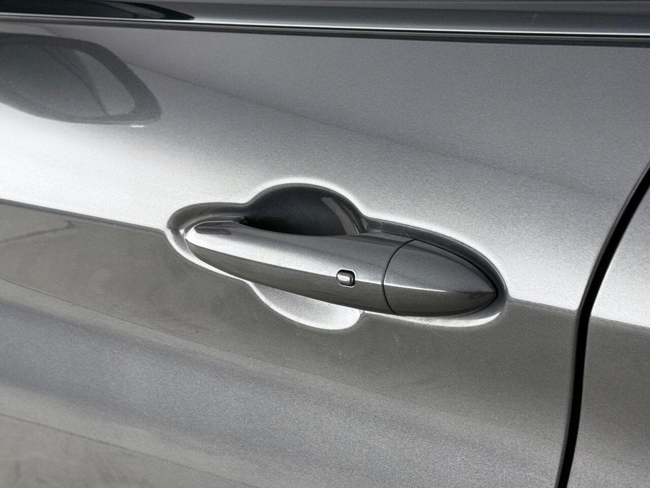 Alfa Romeo Stelvio thumbnail Door Handle Exterior