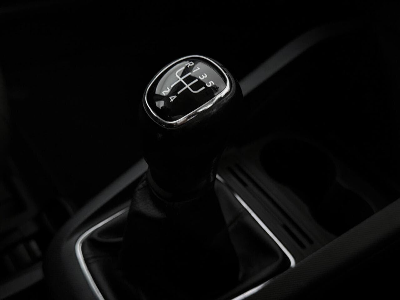 Skoda Fabia thumbnail Interior Front