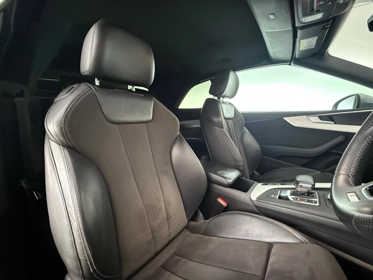 Audi A5 Cabriolet thumbnail Seat Driver