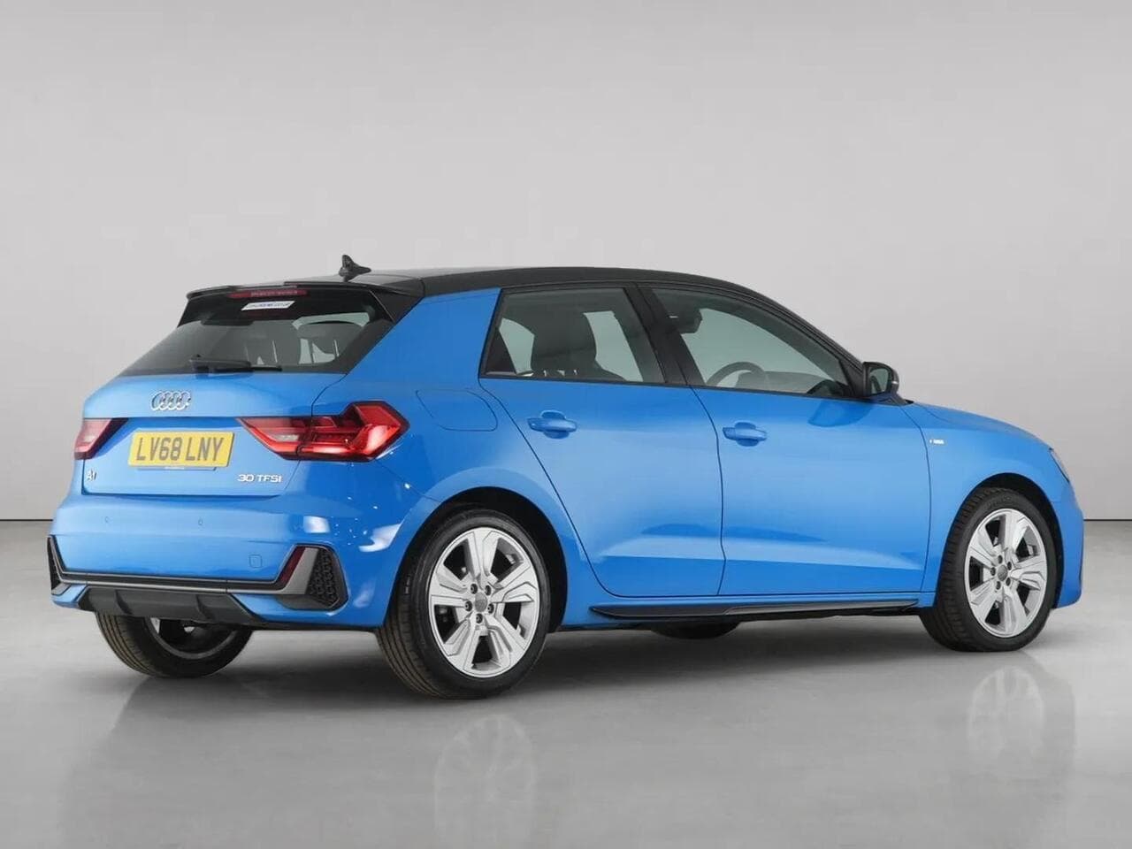 Audi A1 thumbnail Rear Right