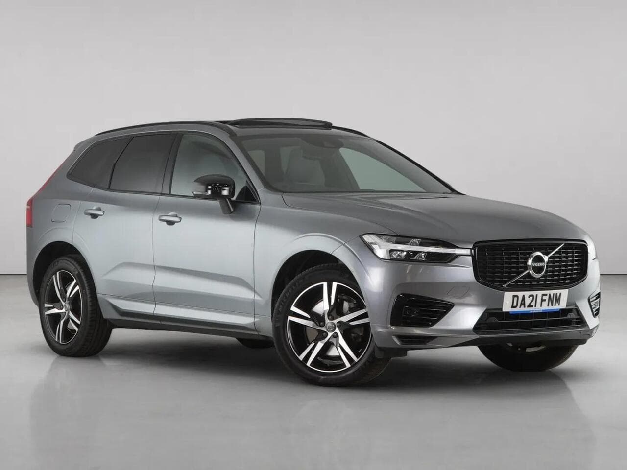 Volvo XC60 - Volvo XC60 2.0h T6 Recharge 11.6kWh R-Design SUV 5dr Petrol Plug-in Hybrid Auto AWD Euro 6 (s/s) (340 ps)