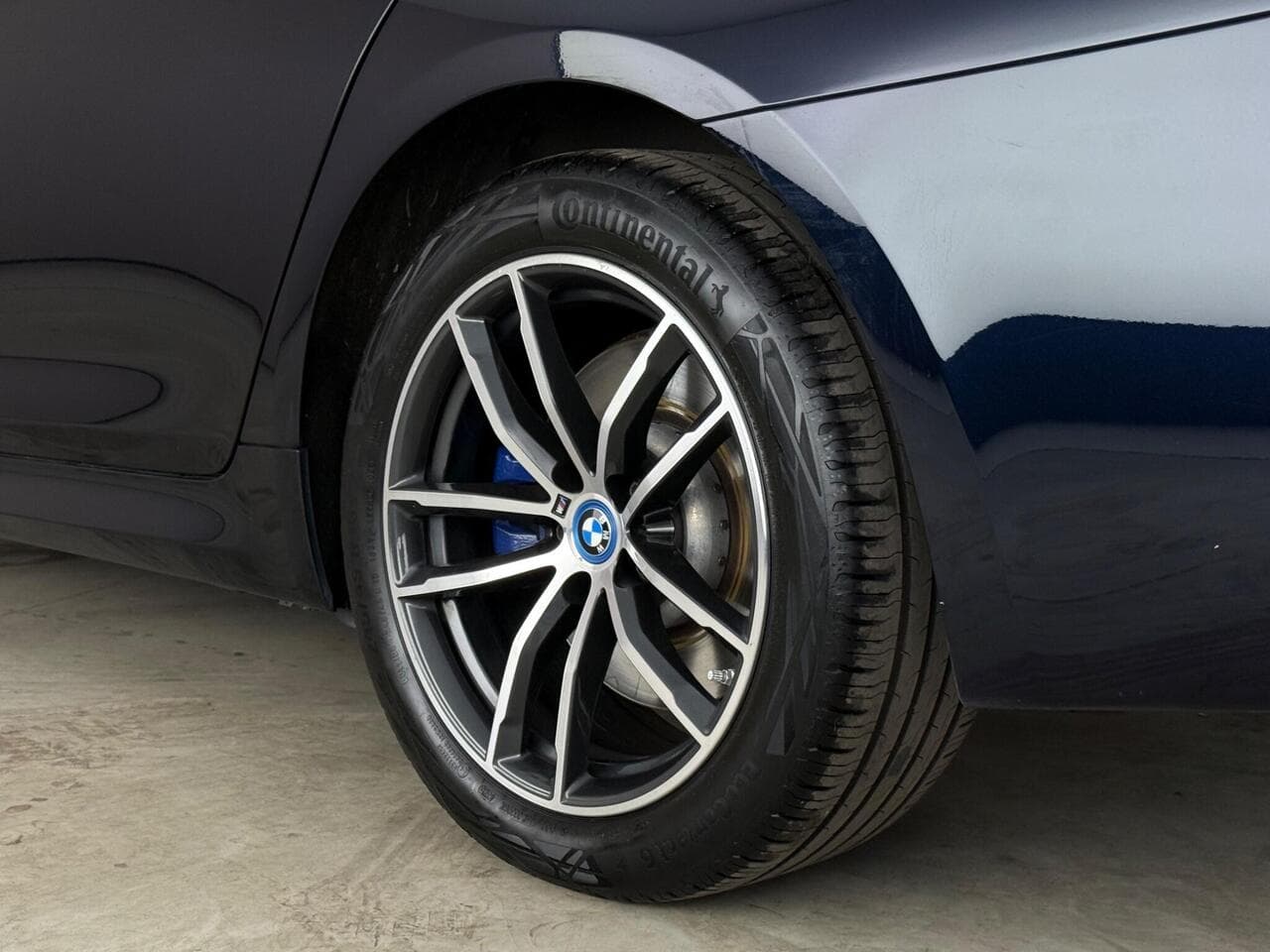 BMW 5 Series thumbnail Wheel