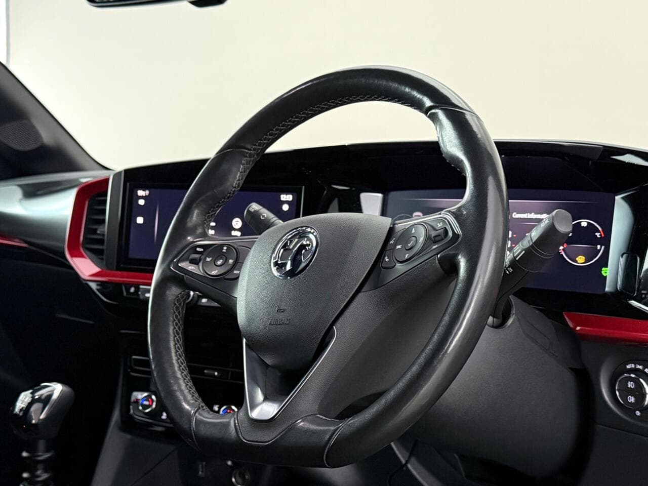 Vauxhall Mokka thumbnail Steering Wheel