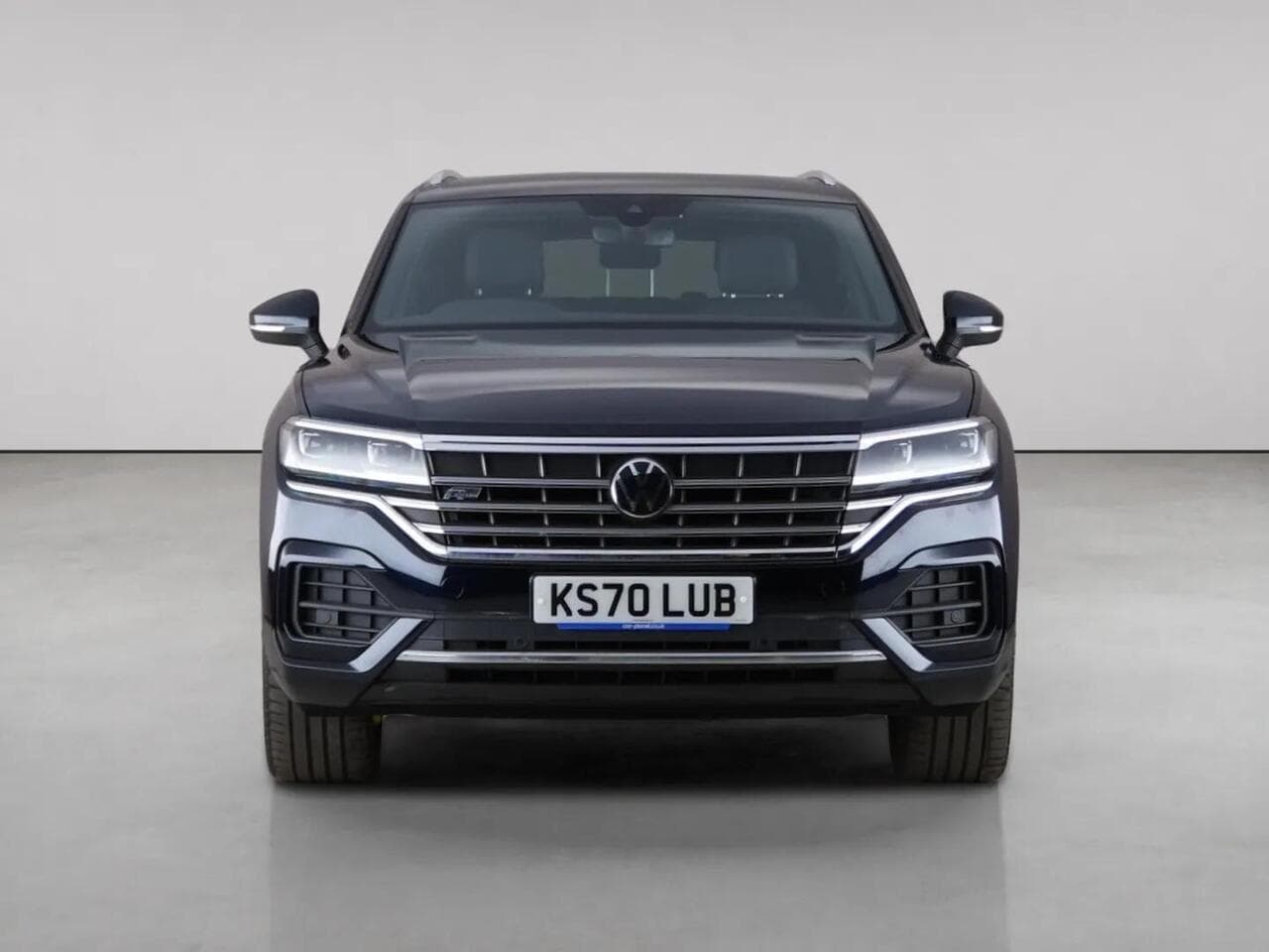 Volkswagen Touareg thumbnail Front