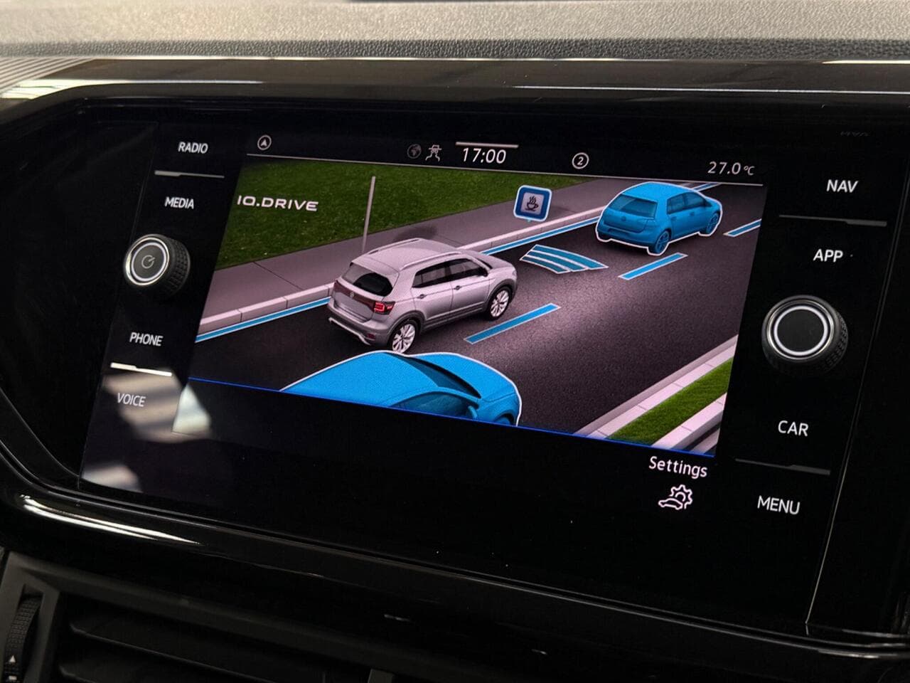Volkswagen T-Cross thumbnail Infotainment System