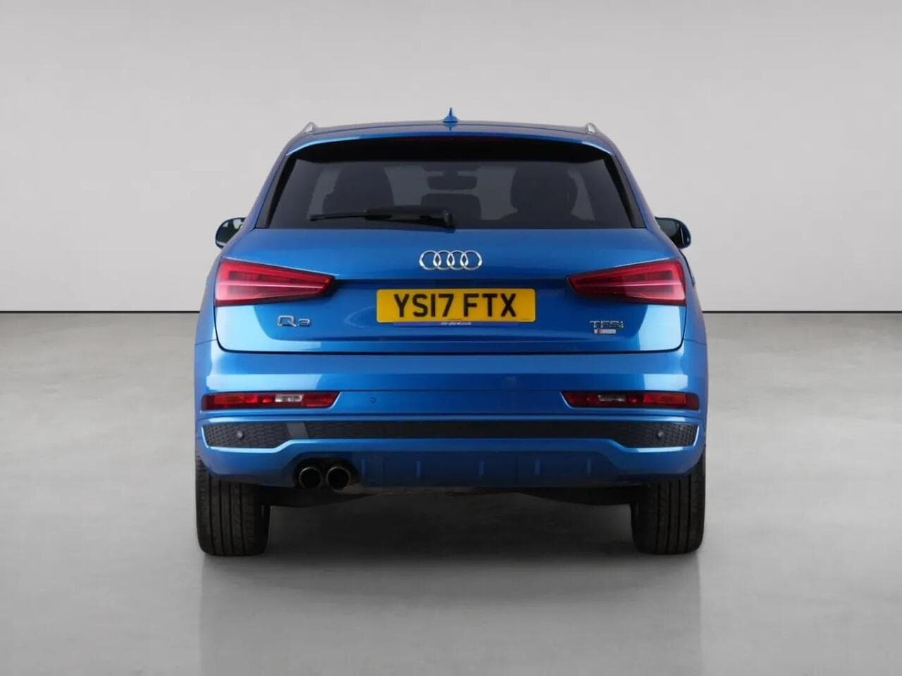 Audi Q3 thumbnail Rear