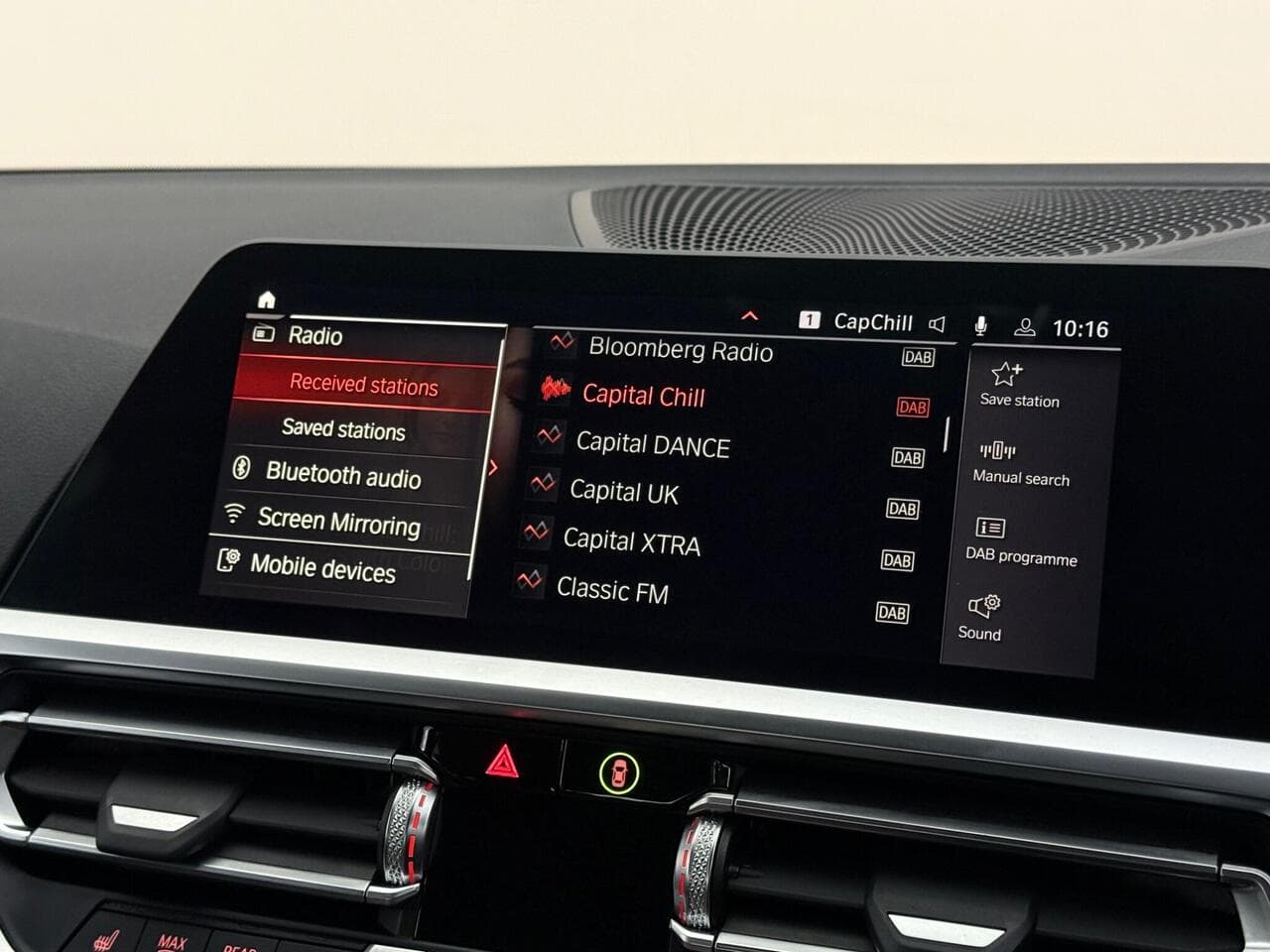 BMW 3 Series thumbnail Infotainment System