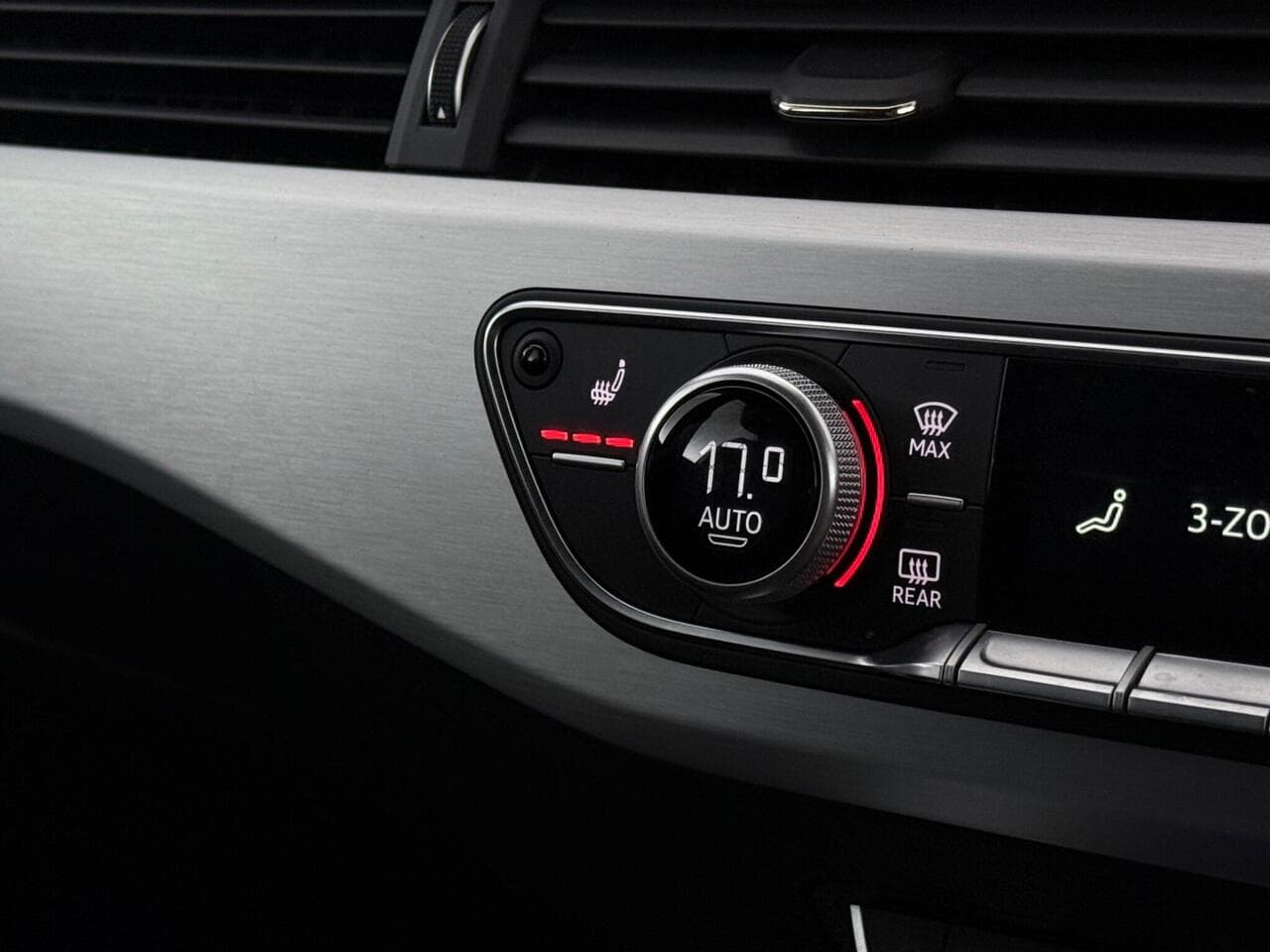 Audi A4 Avant thumbnail Misc Controls