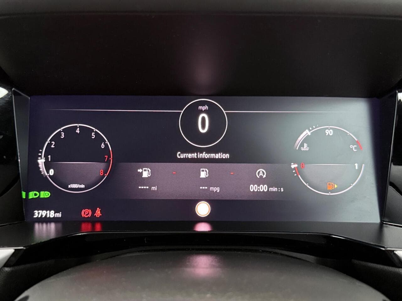 Vauxhall Grandland thumbnail Driver Instruments