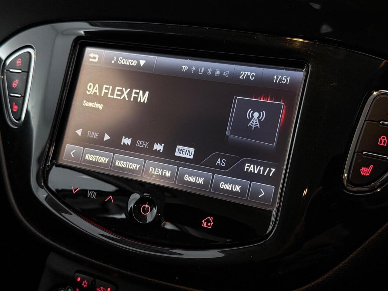 Vauxhall Corsa thumbnail Infotainment System