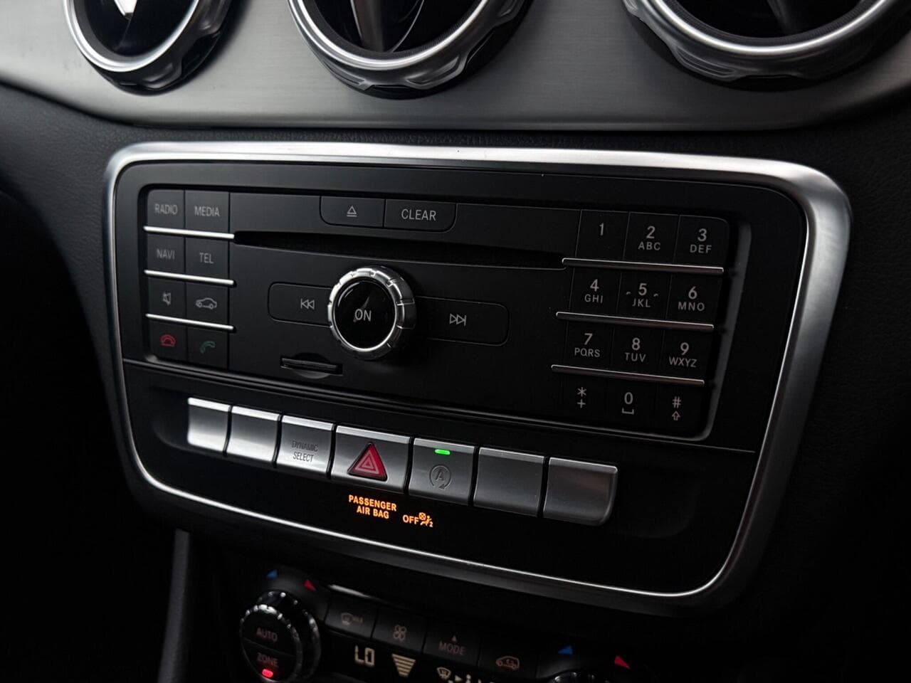 Mercedes-Benz GLA thumbnail Infotainment System