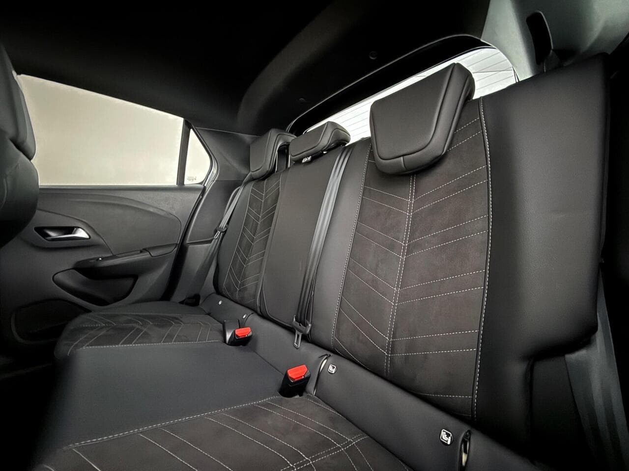 Vauxhall Corsa thumbnail Seats Rear