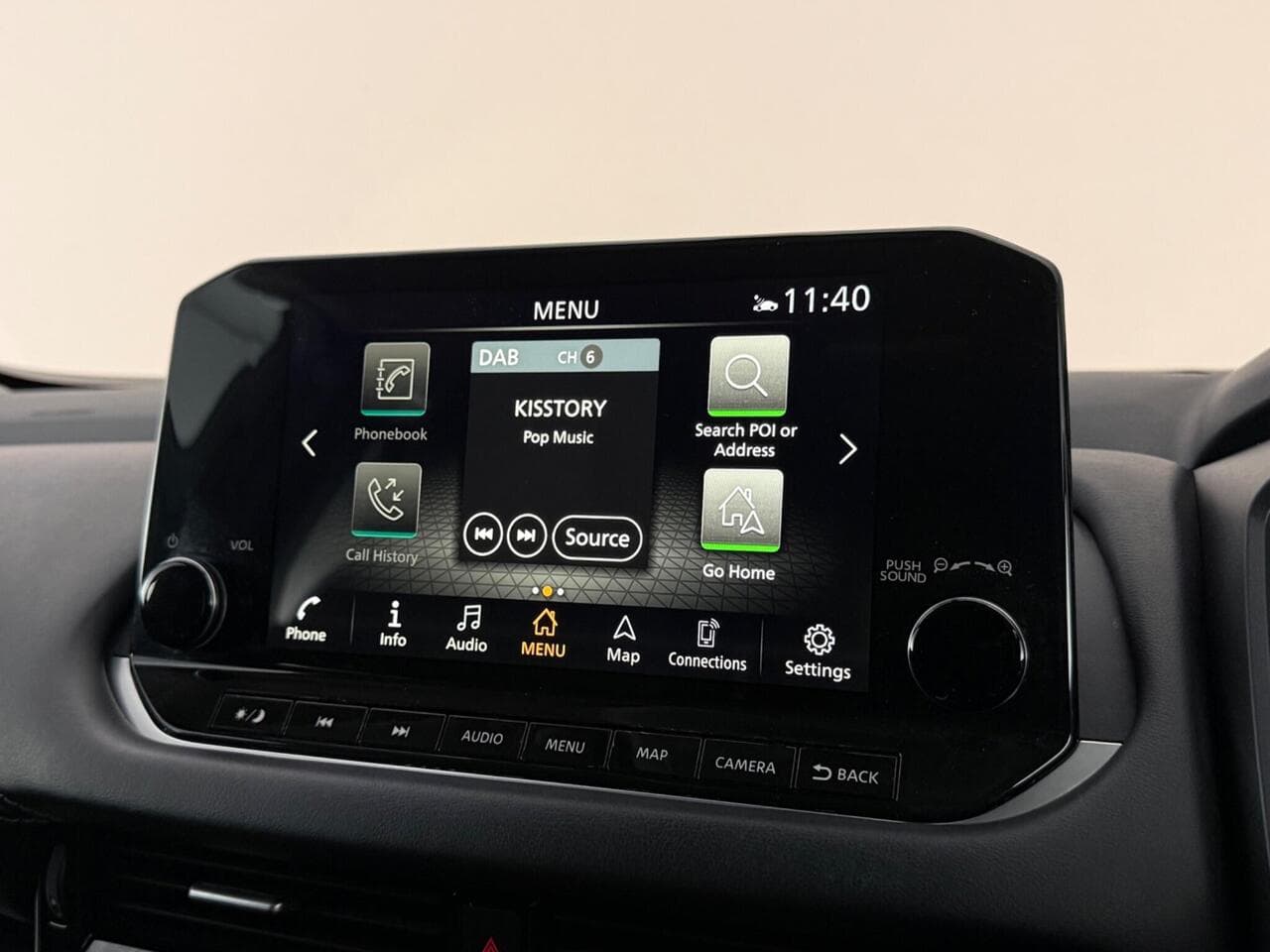 Nissan Qashqai thumbnail Infotainment System