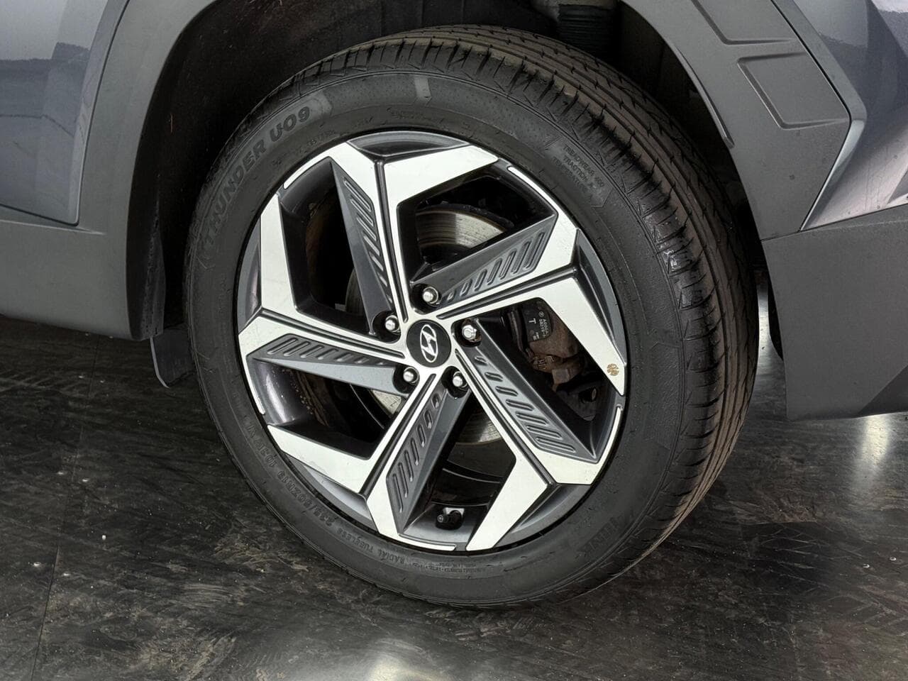 Hyundai TUCSON thumbnail Wheel