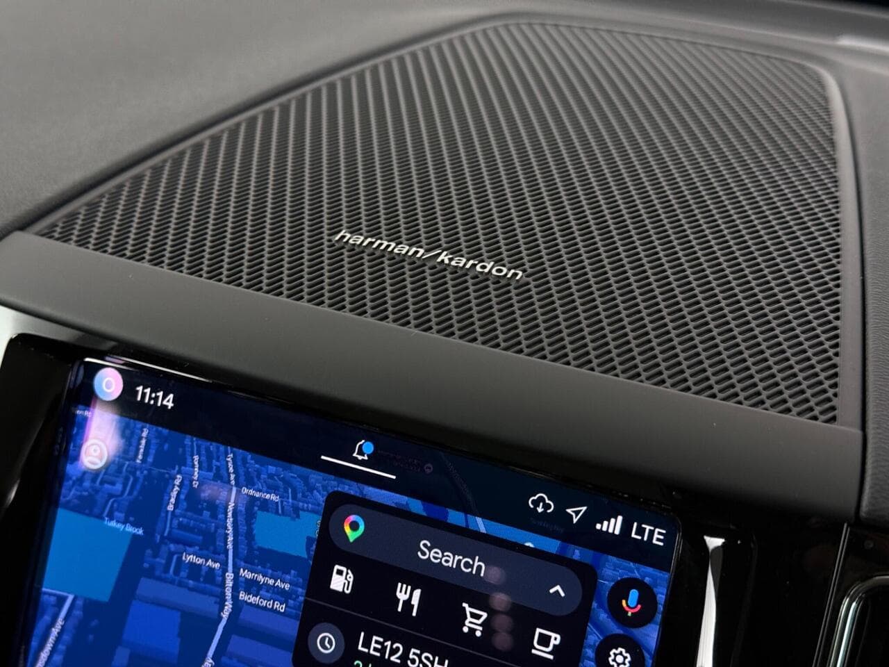 Volvo XC60 thumbnail Infotainment System