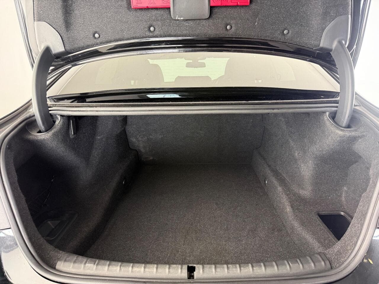 BMW 5 Series thumbnail Boot