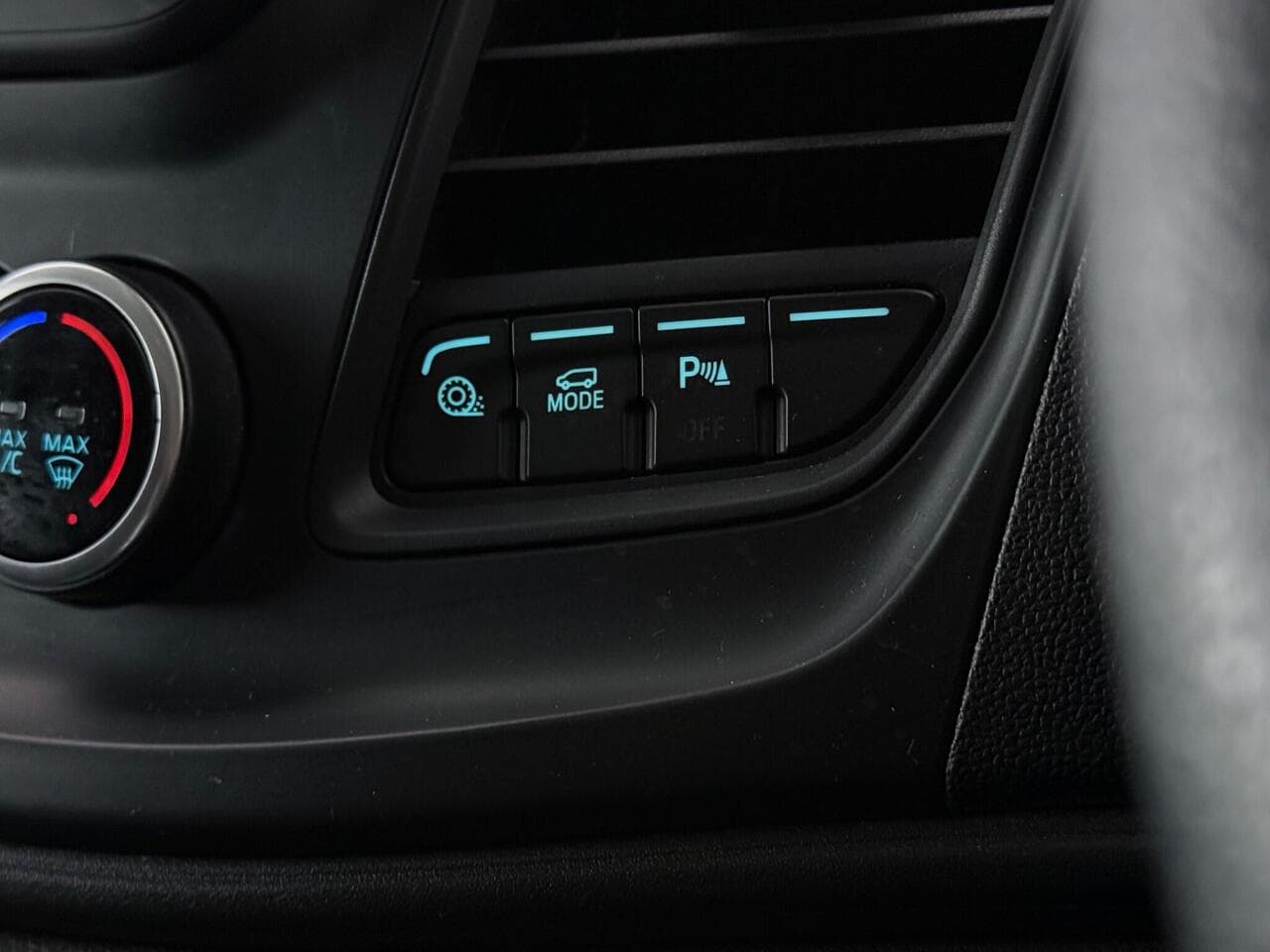 Ford Transit Custom thumbnail Misc Controls