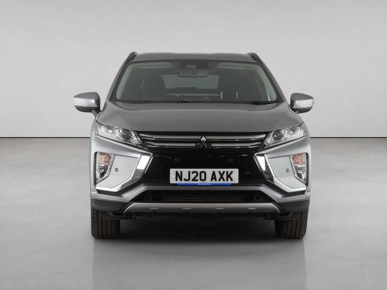Mitsubishi Eclipse Cross thumbnail Front