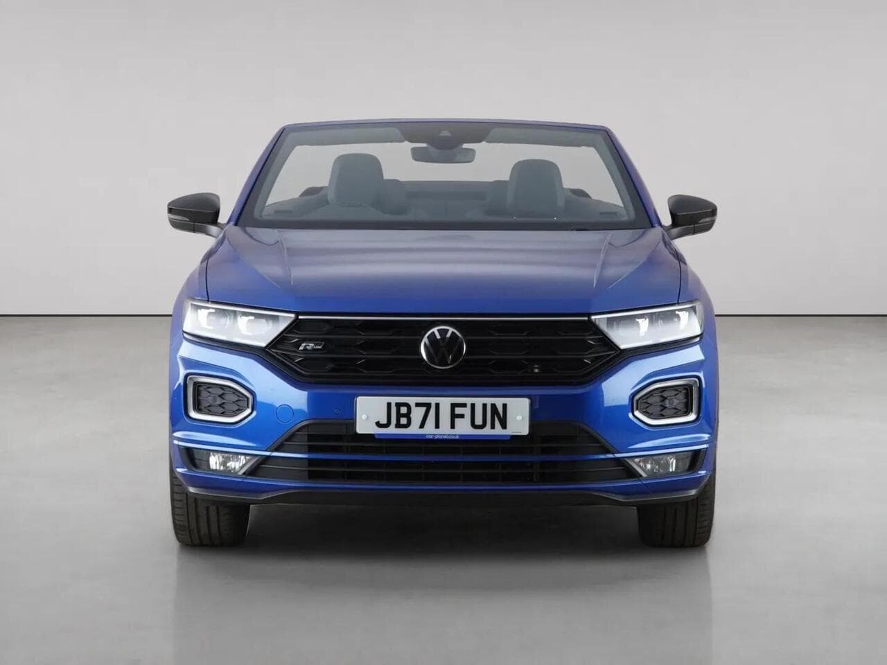 Volkswagen T-Roc thumbnail Front