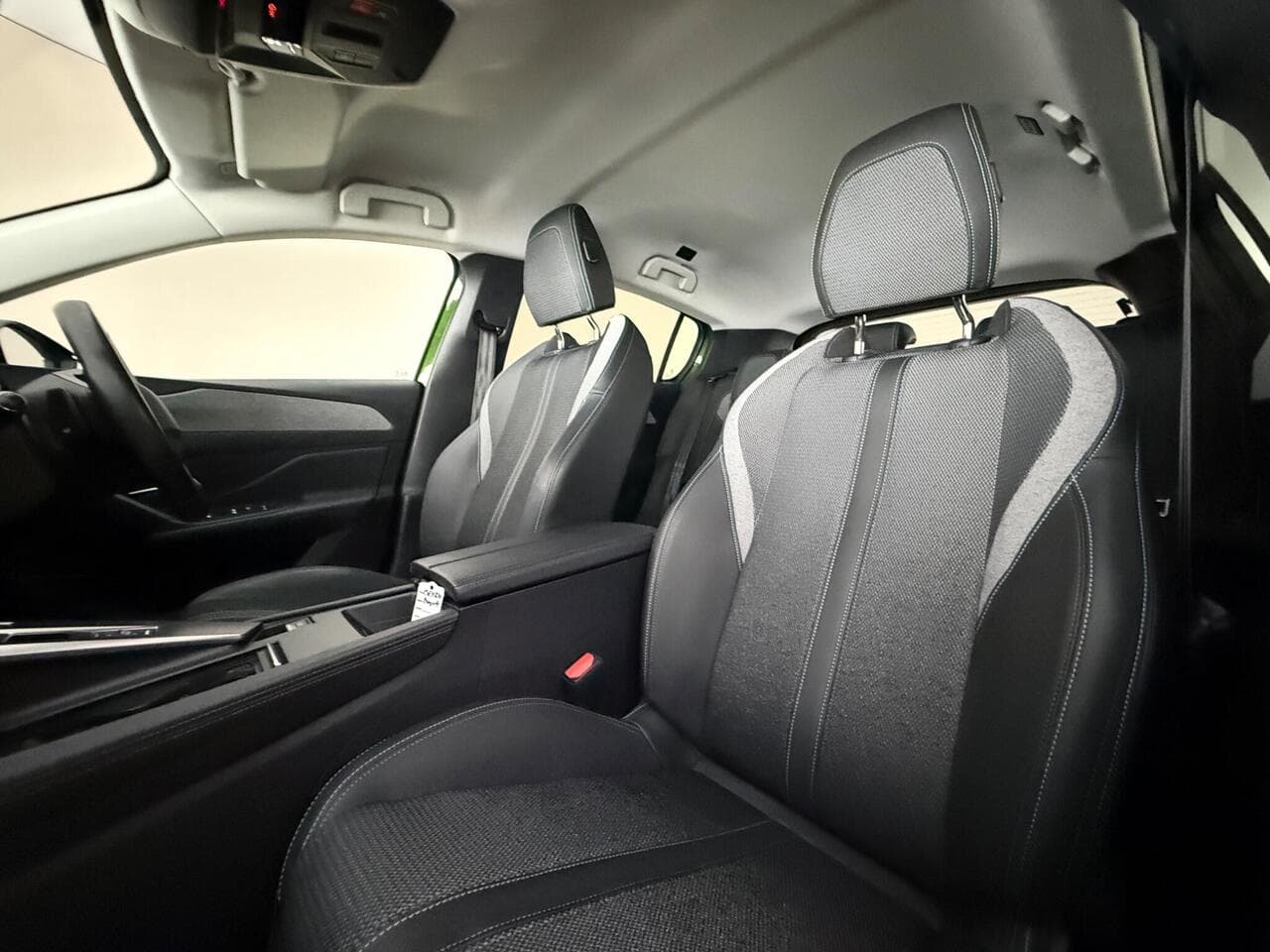 Peugeot 308 thumbnail Seat Front Passenger