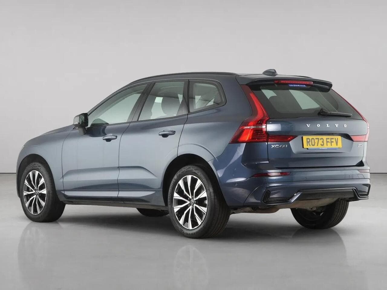 Volvo XC60 thumbnail Rear Left