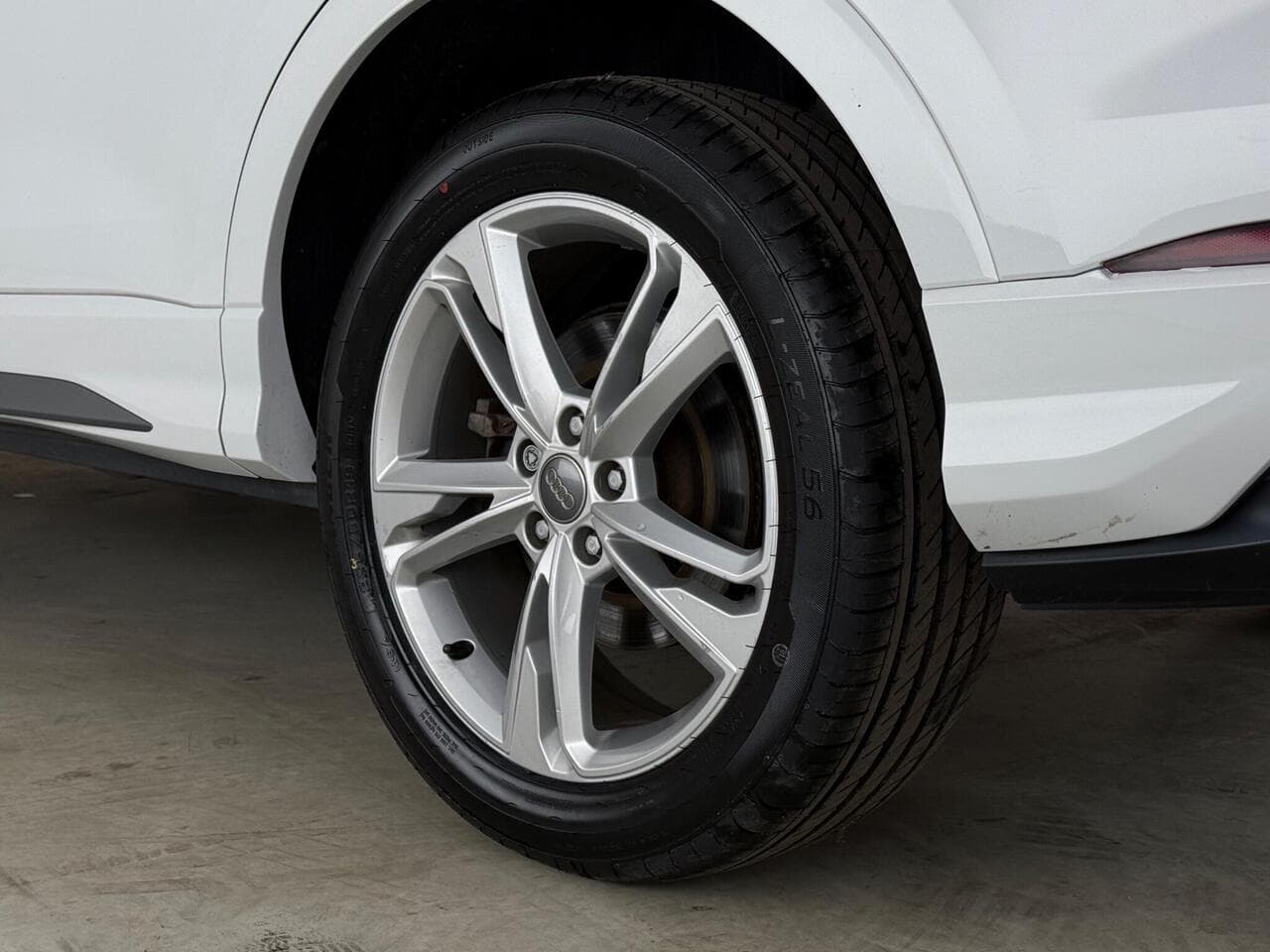 Audi Q3 thumbnail Wheel