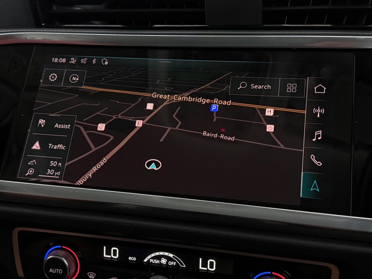 Audi Q3 thumbnail Infotainment System