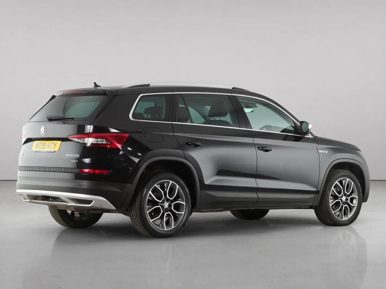 Skoda Kodiaq thumbnail Rear Right