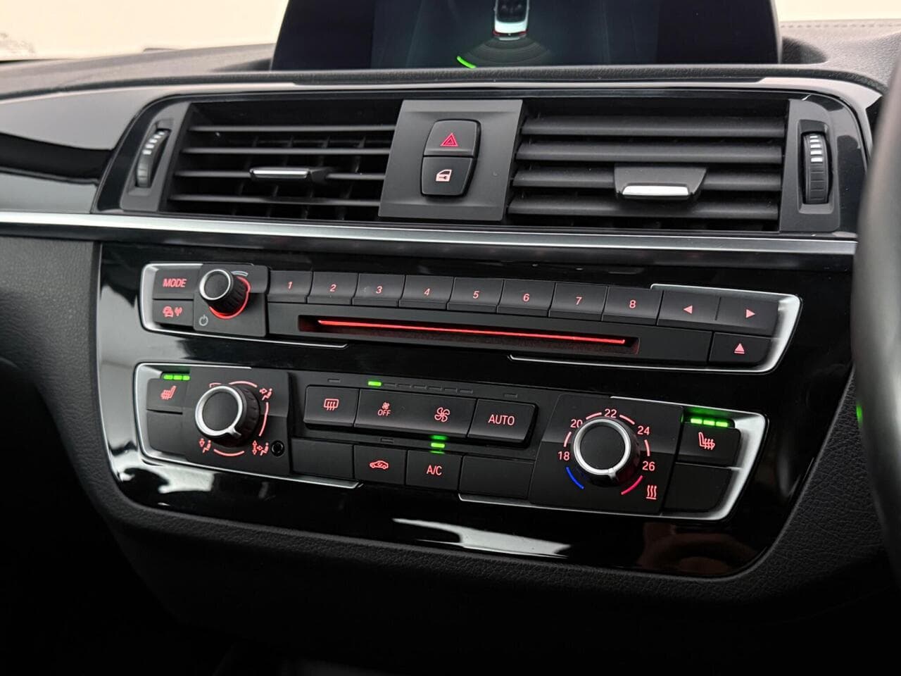 BMW 2 Series thumbnail Infotainment System