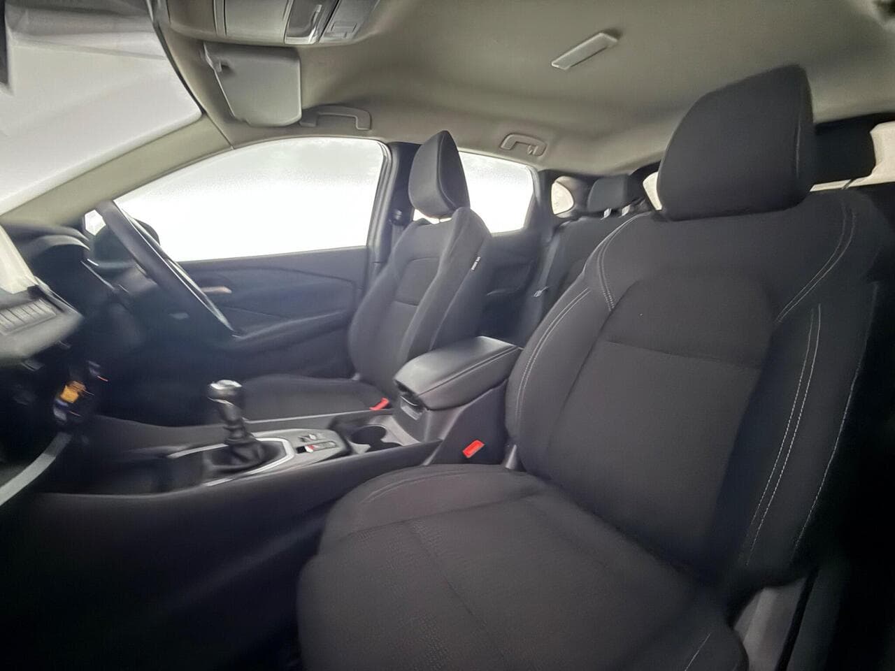 Nissan Qashqai thumbnail Seat Front Passenger