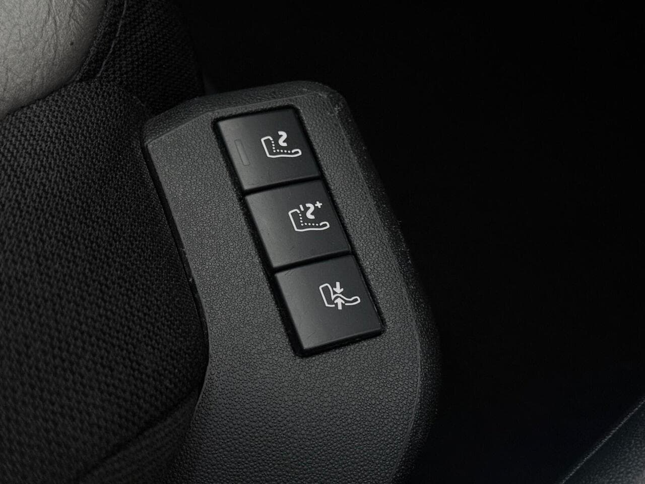 Citroen Grand C4 SpaceTourer thumbnail Misc Controls