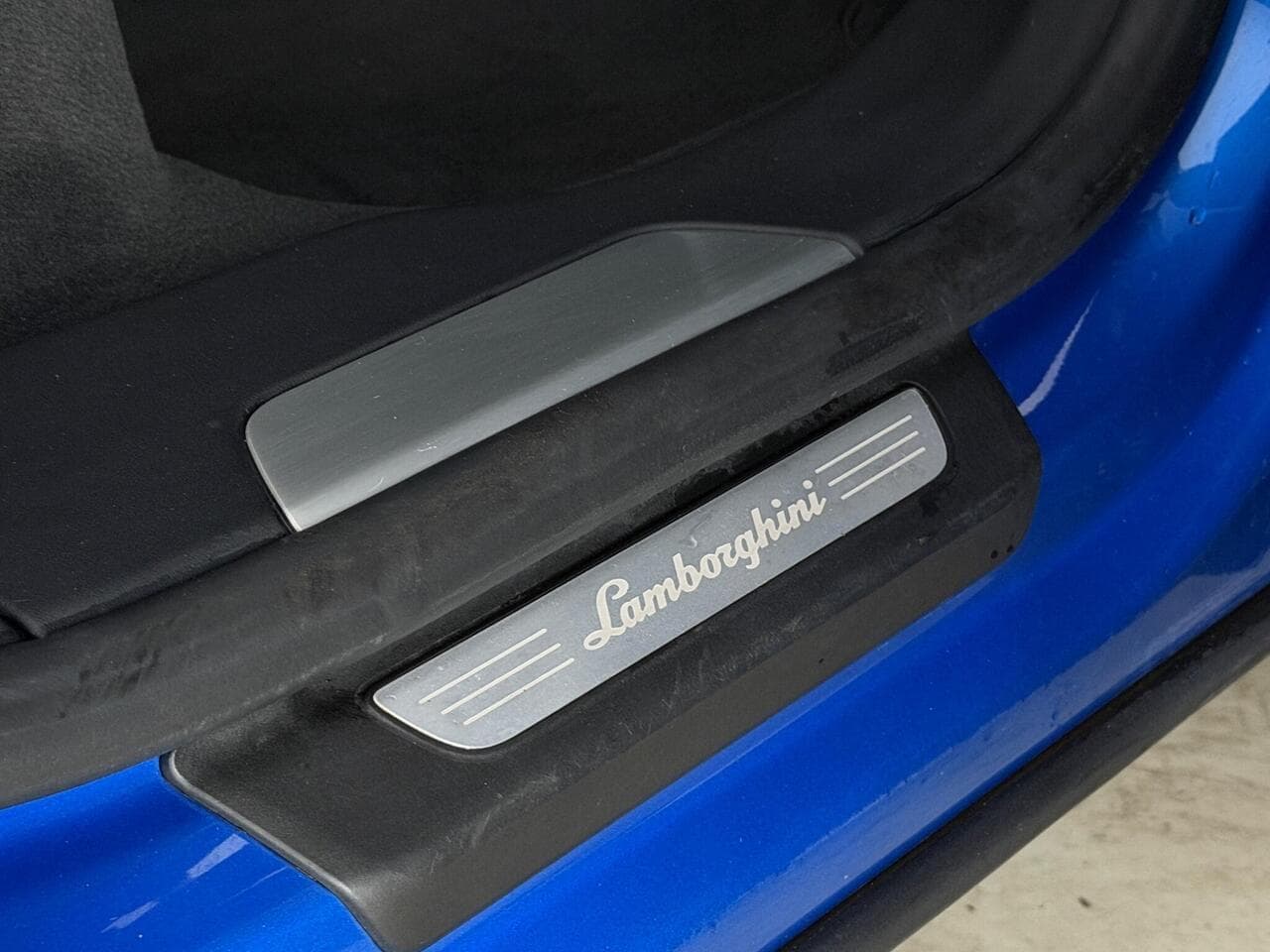 Lamborghini Urus thumbnail Inconclusive