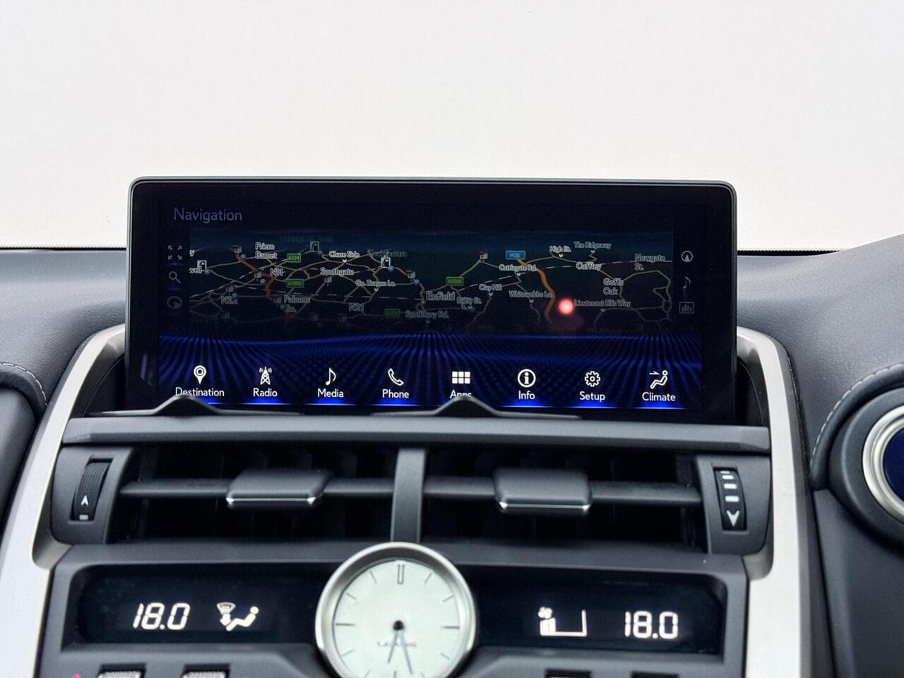 Lexus NX thumbnail Infotainment System