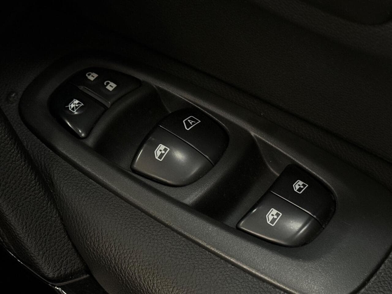 Renault Kadjar thumbnail Misc Controls