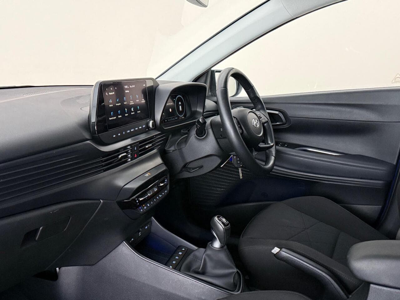 Hyundai BAYON thumbnail Interior Front