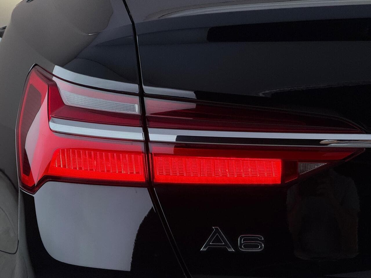 Audi A6 Saloon thumbnail Lights Rear