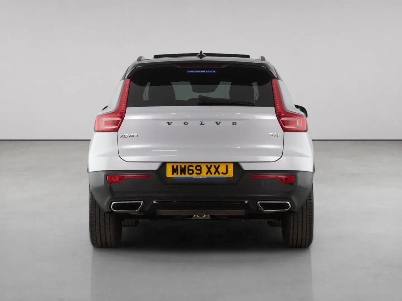 Volvo XC40 thumbnail Rear