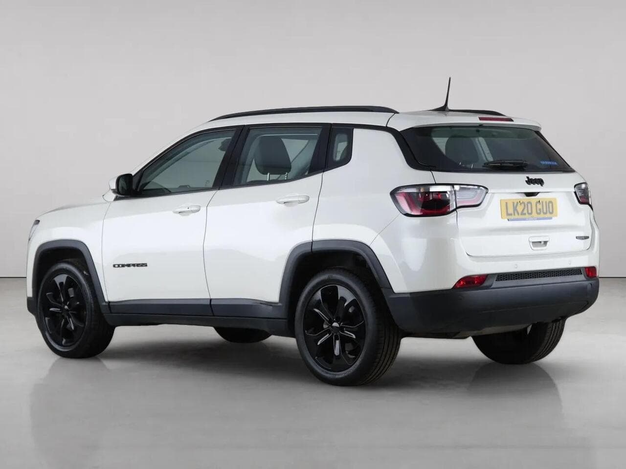 Jeep Compass thumbnail Rear Left