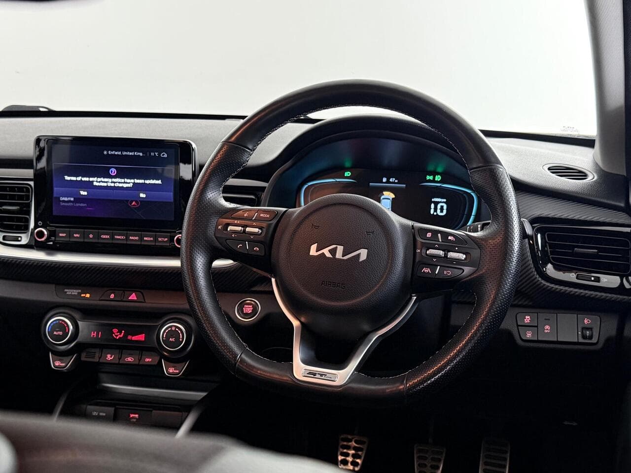 Kia Stonic thumbnail Steering Wheel