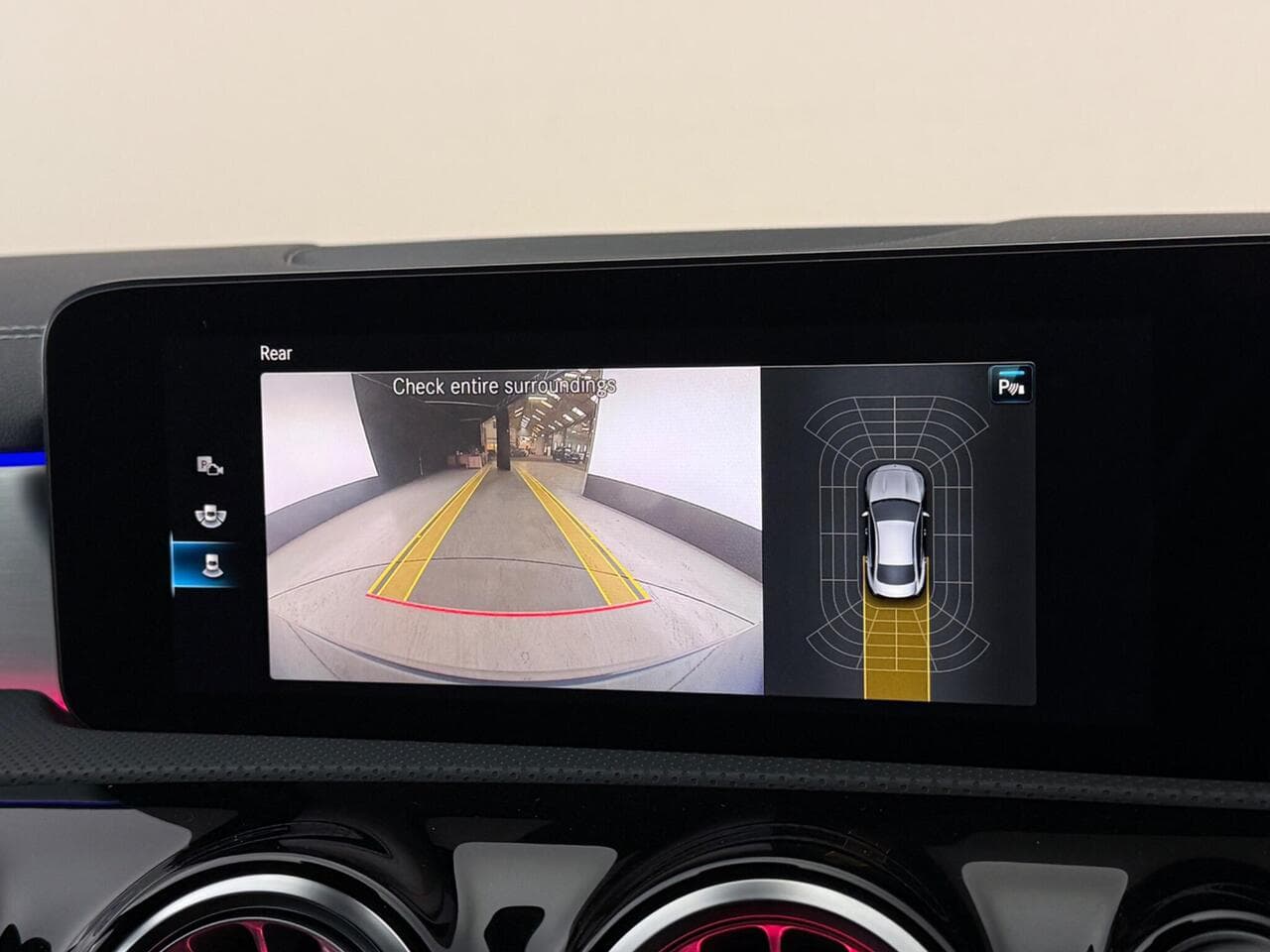 Mercedes-Benz CLA thumbnail Infotainment System