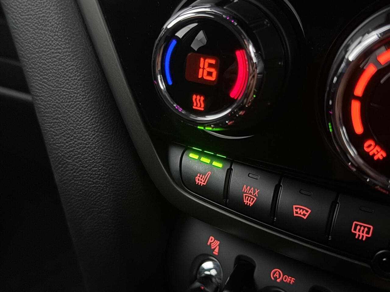 MINI Countryman thumbnail Misc Controls