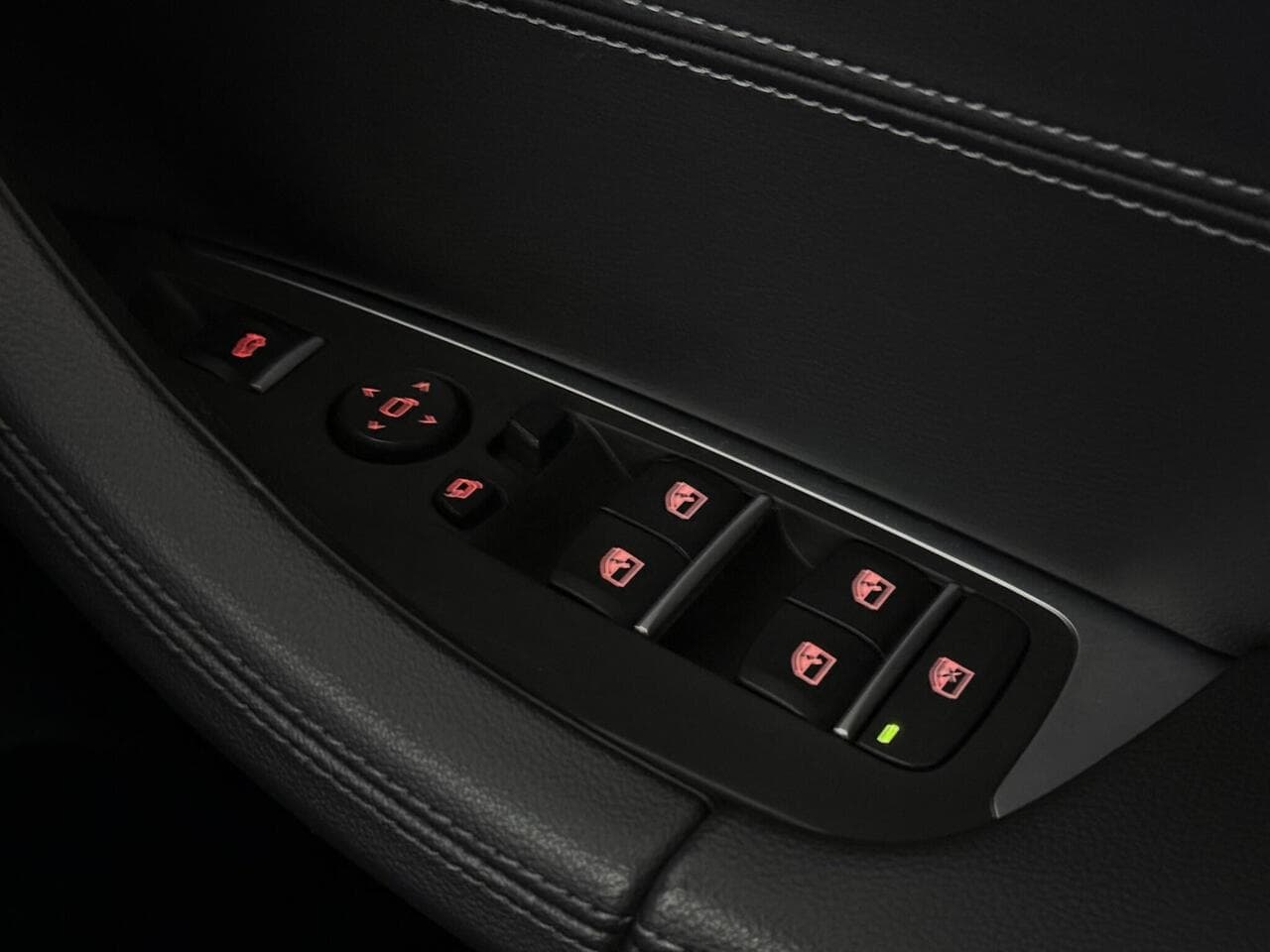 BMW X3 thumbnail Misc Controls