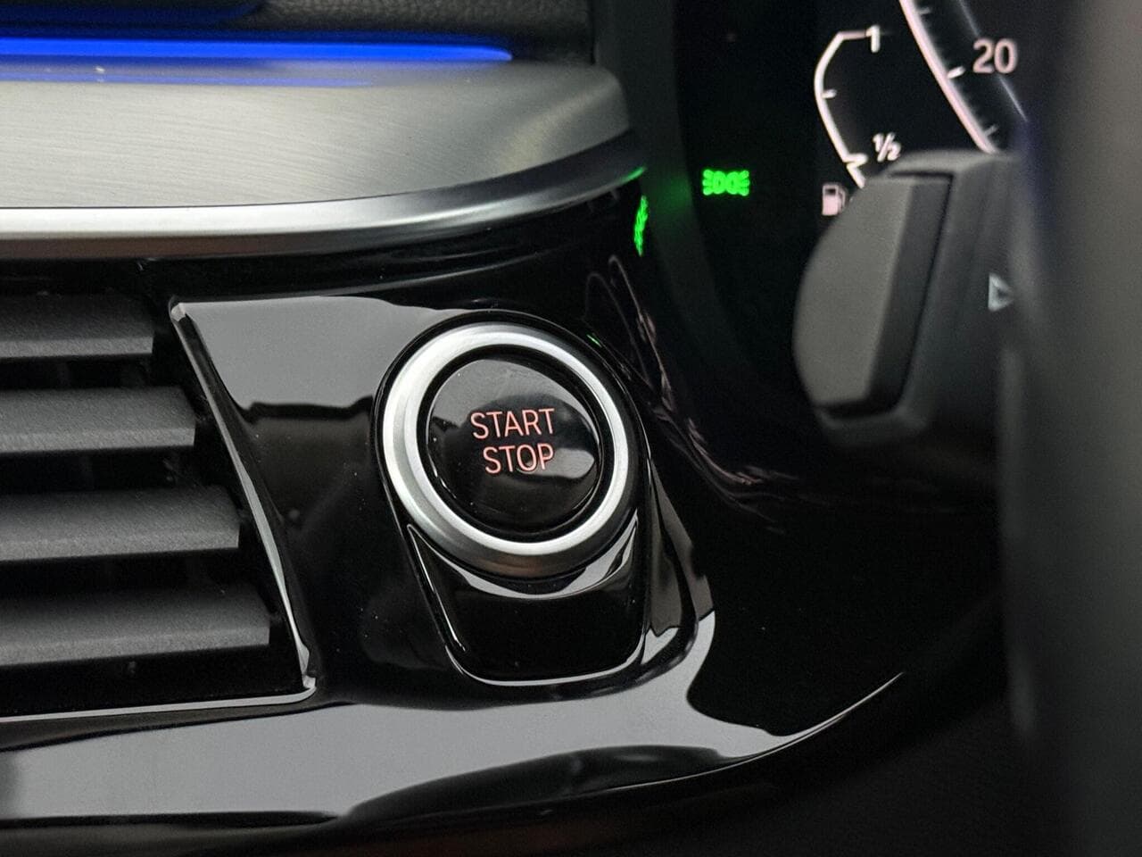 BMW 5 Series thumbnail Misc Controls