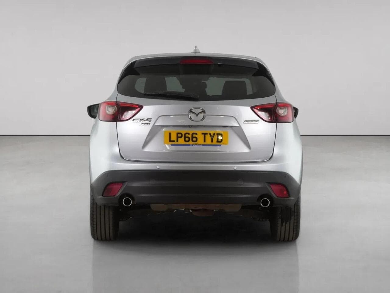 Mazda CX-5 thumbnail Rear