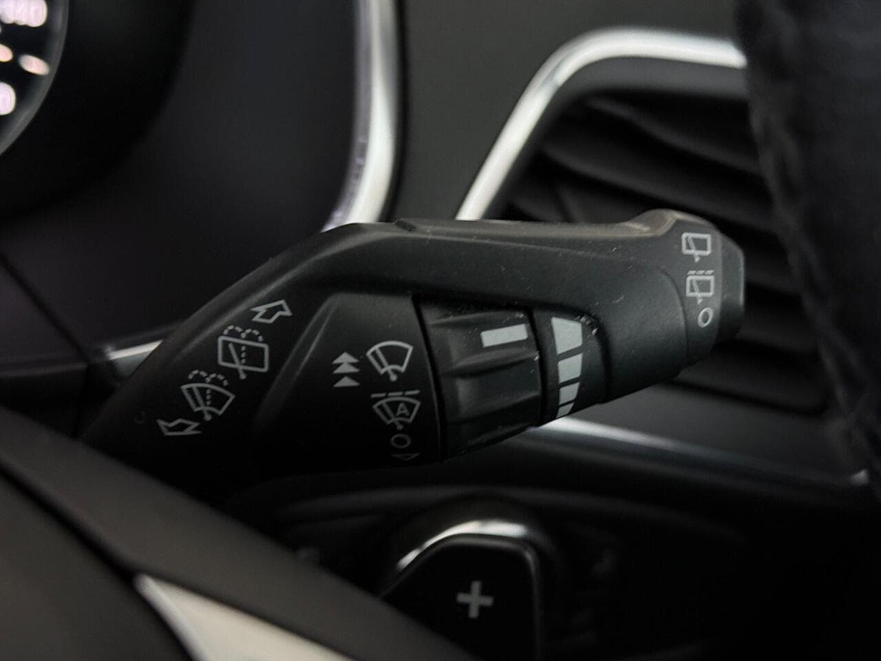 Ford Galaxy thumbnail Misc Controls
