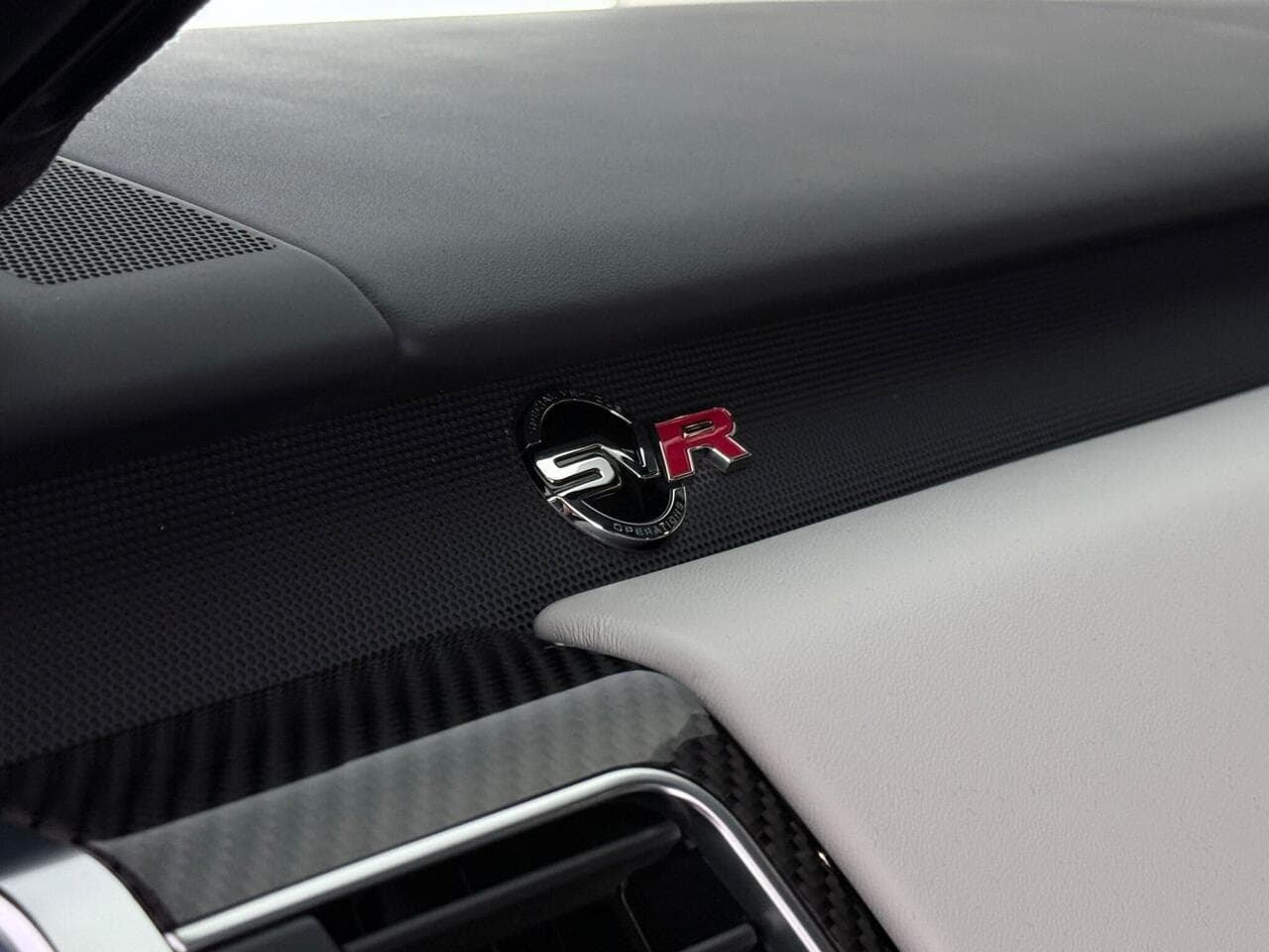 Land Rover Range Rover Sport thumbnail Inconclusive