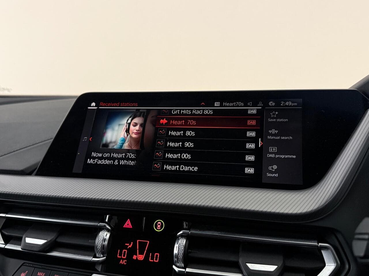 BMW 1 Series thumbnail Infotainment System