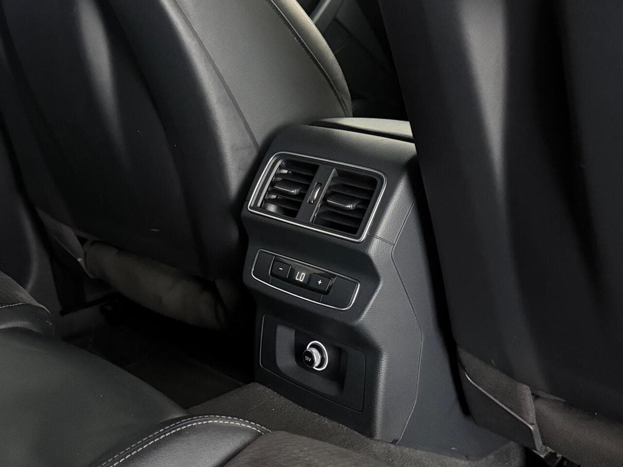 Audi Q5 thumbnail Misc Controls