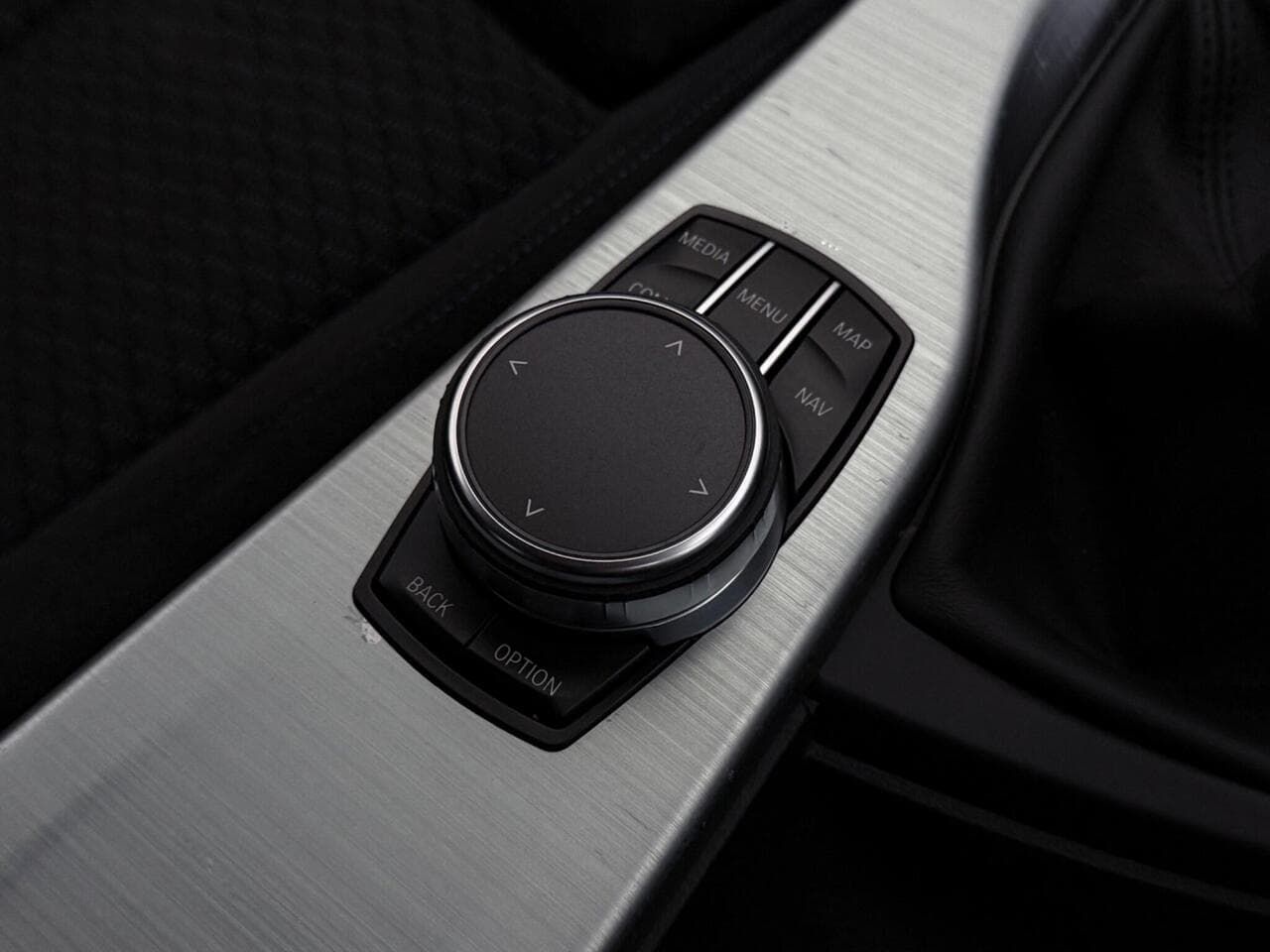 BMW 3 Series thumbnail Misc Controls